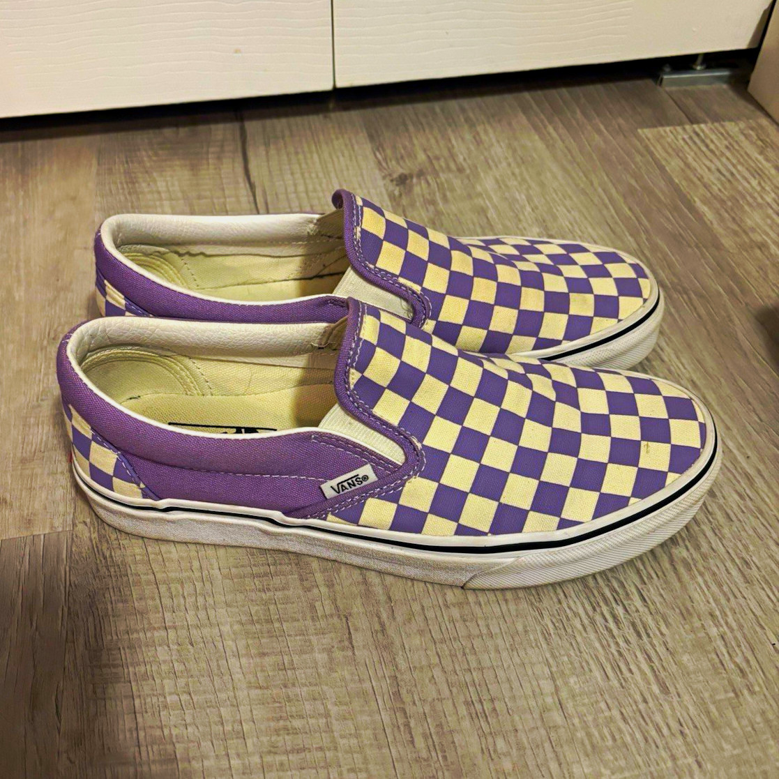 VANS Classic Slip-On Purple/White Checkerboard Canvas Low Top Slip-On Sneaker 9