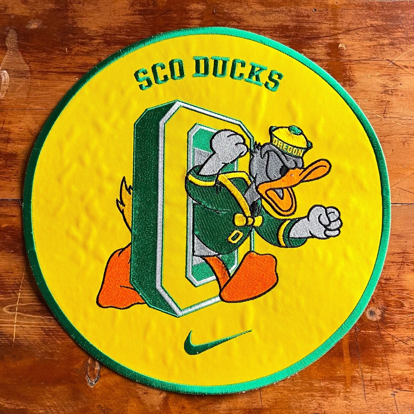 Vintage Oregon Ducks Embroidered Patch Jacket Back Donald Sco Ducks Large 12”