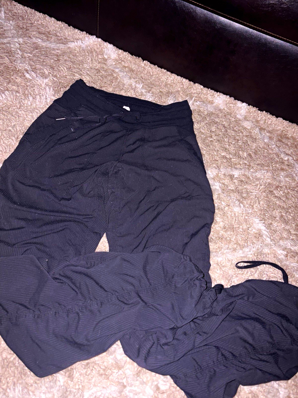 Lululemon Women\'s Black Dance Studio Size 4 Lululemon Women\'s Black Dance Studio Size 4