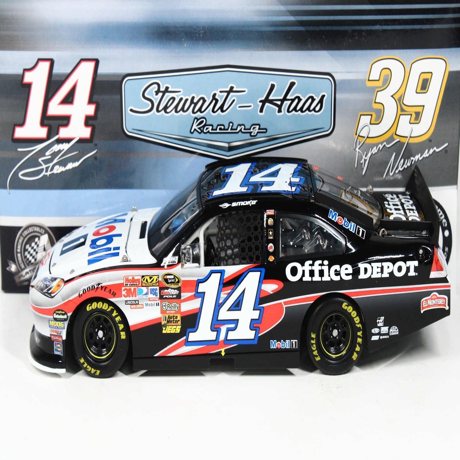 TONY STEWART 2011 ACTION #14 MOBIL 1 CHEVY /5,046 MADE XRARE