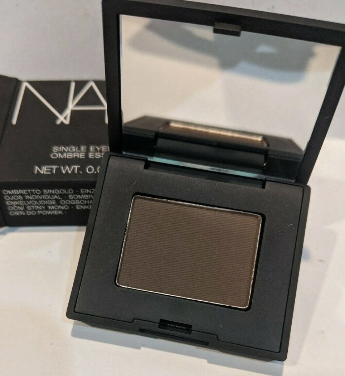 Nars Single Eyeshadow NEW IN BOX .04 oz 1.1g Coconut Grove Nars Single Eyeshadow NEW IN BOX .04 oz 1.1g Coconut Grove