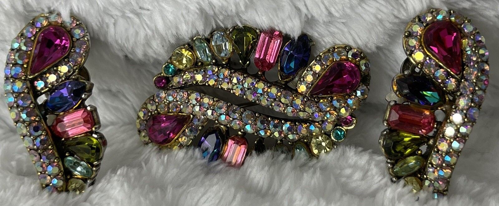 Vintage Hollycraft Signed Parure Brooch and Earrings