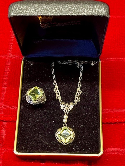 STUNNING Antique STERLING SILVER Filigree Yellow CITRINE RING & NECKLACE Set STUNNING Antique STERLING SILVER Filigree Yellow CITRINE RING & NECKLACE Set