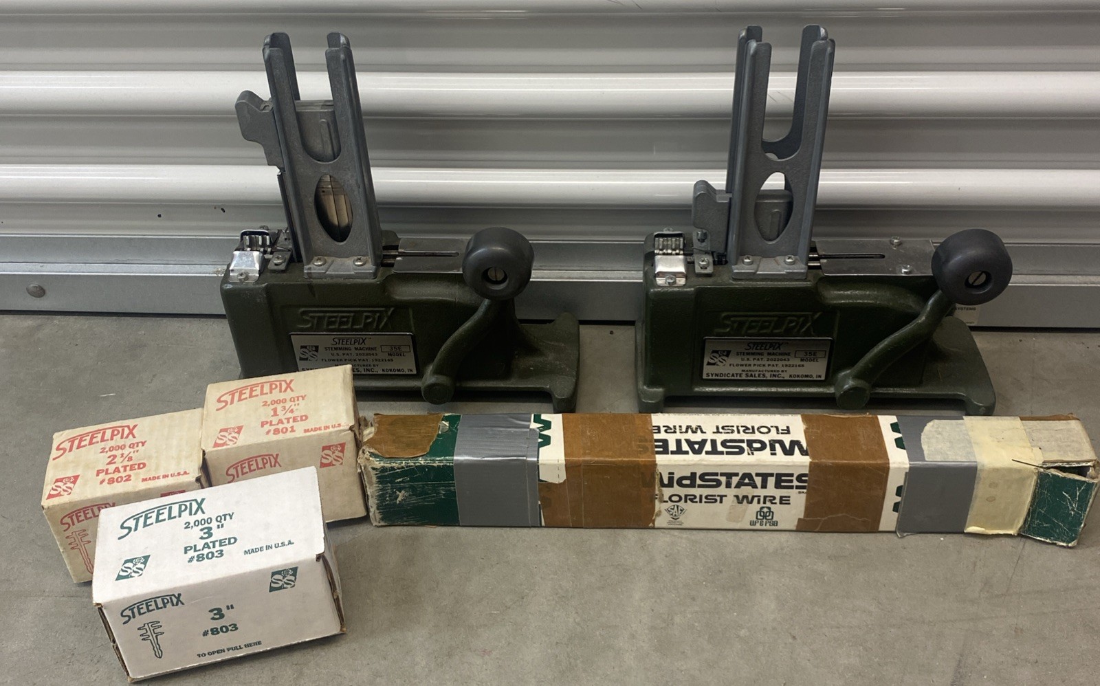 2 SteelPix Model 35E Professional Stemming Machine With Hardware And Wire 2 SteelPix Model 35E Professional Stemming Machine With Hardware And Wire