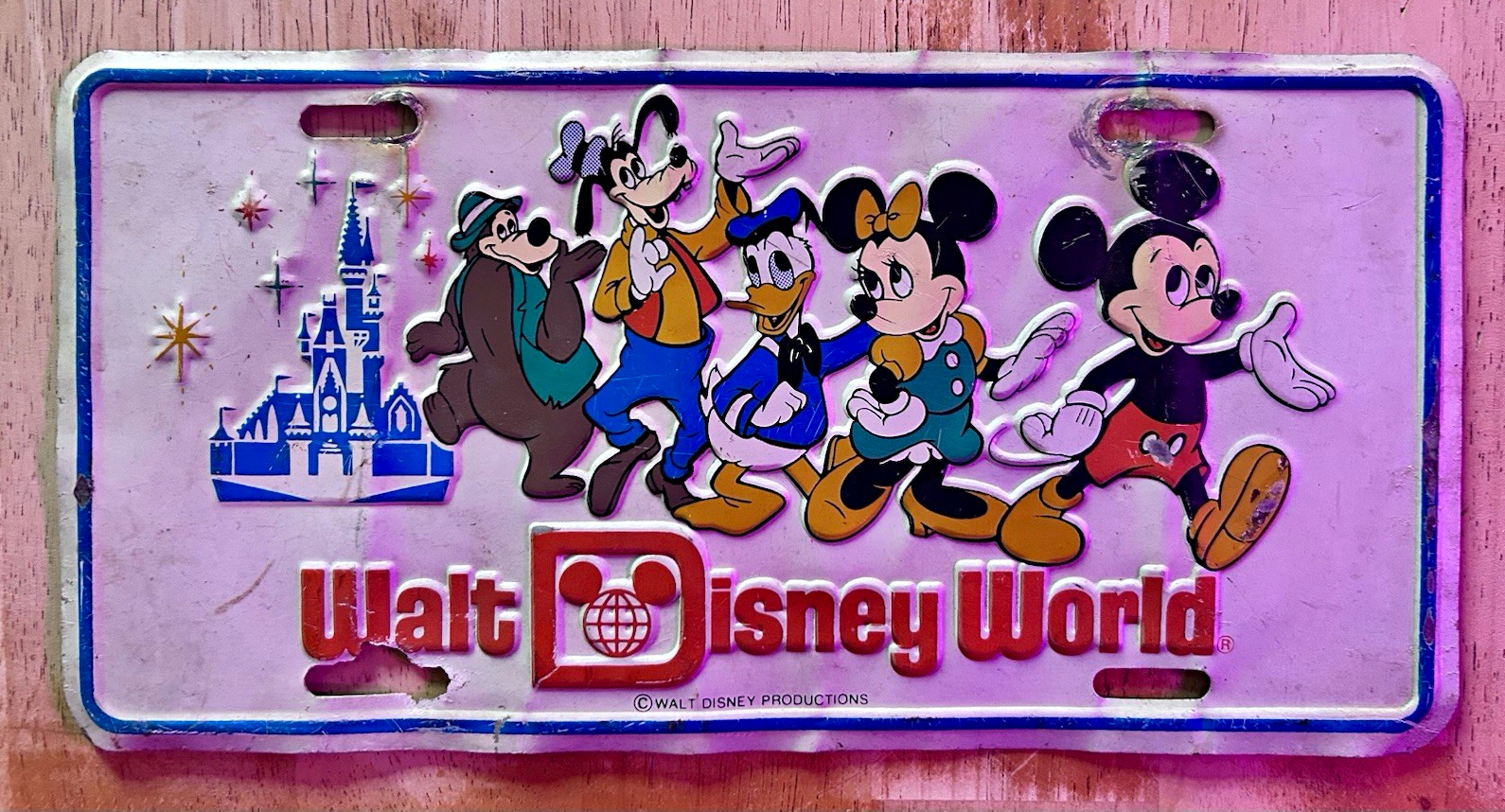 Vintage Walt Disney Souvenir License Plate Mickey Minnie Donald Goofy Pluto Vintage Walt Disney Souvenir License Plate Mickey Minnie Donald Goofy Pluto