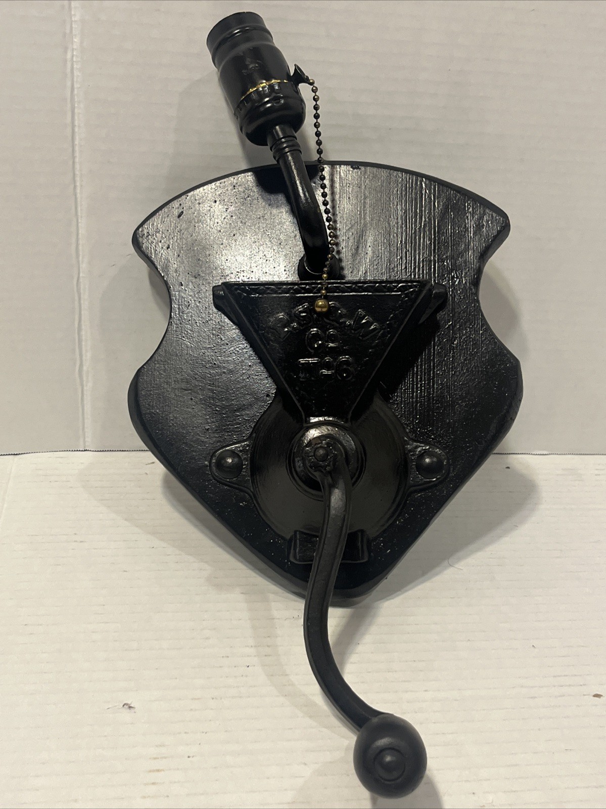 ANTIQUE PECK, STOW & WILCOX (PS & W Co) No 6 CAST IRON WALL MOUNT COFFEE GRINDER
