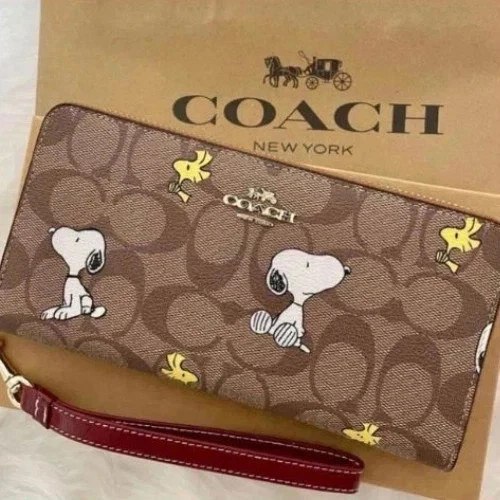 COACH x PEANUTS Long Zip around Wallet Snoopy Woodstock Khaki Signature CE705 COACH x PEANUTS Long Zip around Wallet Snoopy Woodstock Khaki Signature CE705