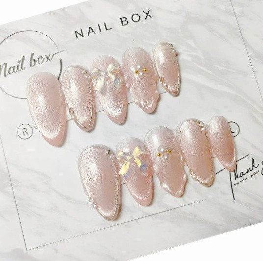 Nail box Press-On Nails Pink Pearl Bow Almond Long Acrylic Nail Art Set Nail box Press-On Nails Pink Pearl Bow Almond Long Acrylic Nail Art Set