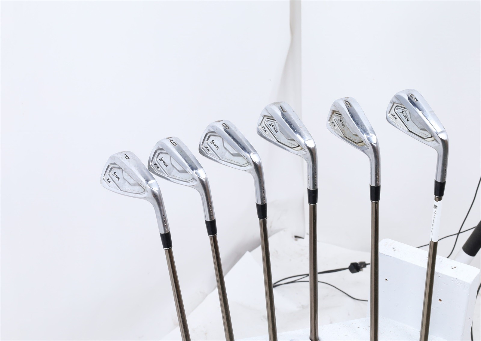 Srixon Zx5 Iron Set 5-Pw Stiff Flex Ust Mamiya Recoil 110 Graphite 14024159 Fair