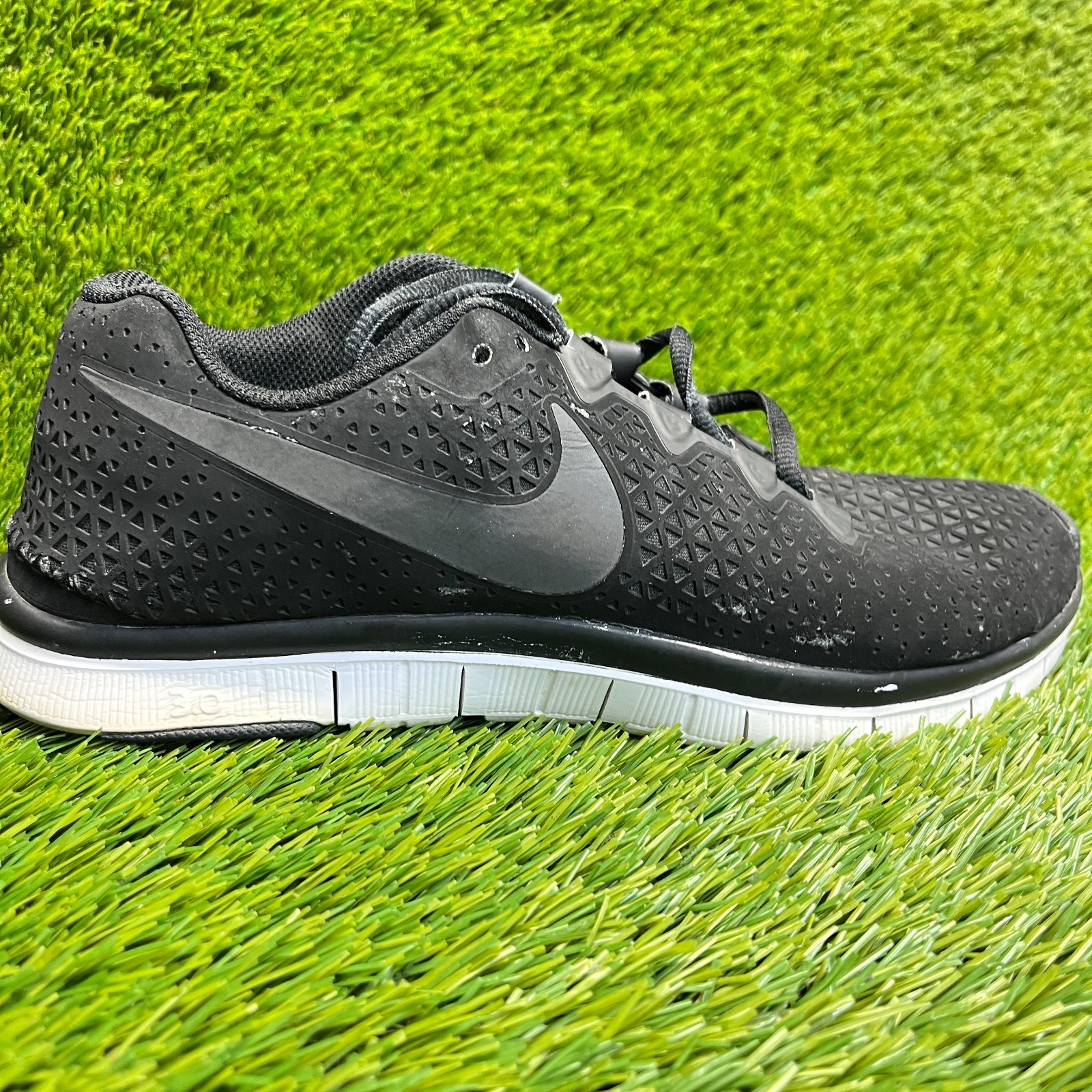 Nike Free Haven 3.0 Mens Size 8 Black White Athletic Running Shoes Sneakers