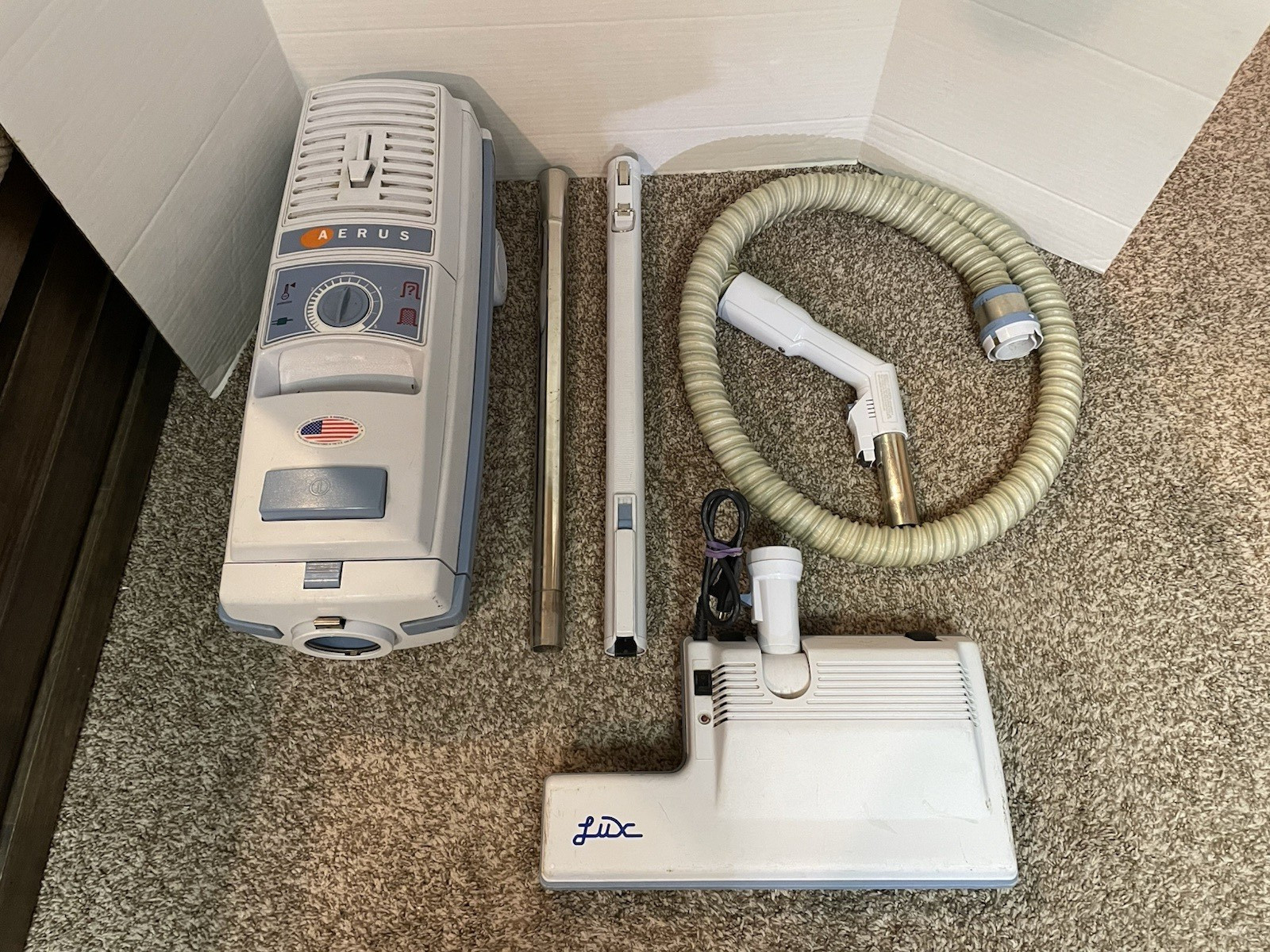 Vintage Aerus Lux5500 Canister Vacuum w/Hose Wands Floor/Rug Tool - Vintage Aerus Lux5500 Canister Vacuum w/Hose Wands Floor/Rug Tool -