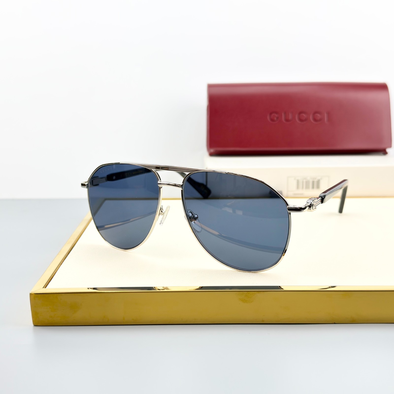 Gucci GG1220S Sunglasses Black Frame Blue Lenses Aviator Style New w/ Case