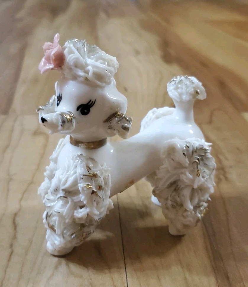 Vintage Inarco Japan Spaghetti Poodle Figurine E-1795 White Gold Trim Pink Rose Vintage Inarco Japan Spaghetti Poodle Figurine E-1795 White Gold Trim Pink Rose