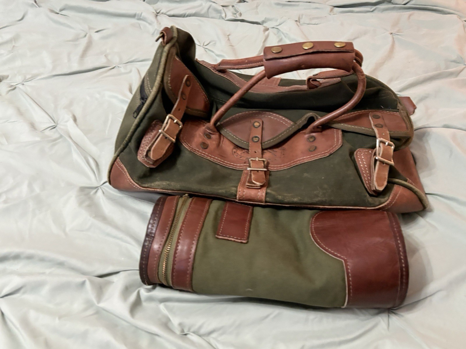 Vintage Orvis Battenkill Canvas & Leather Duffel Bag w/ Wine Bottle Carrier- Set