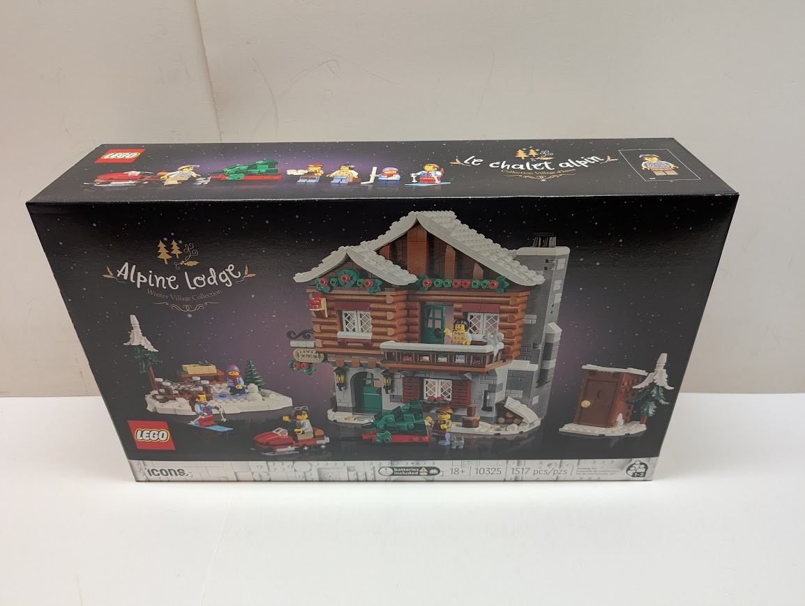 LEGO 10325 Icons: Alpine Lodge Holiday Christmas City New & Sealed w/ Shelf Wear