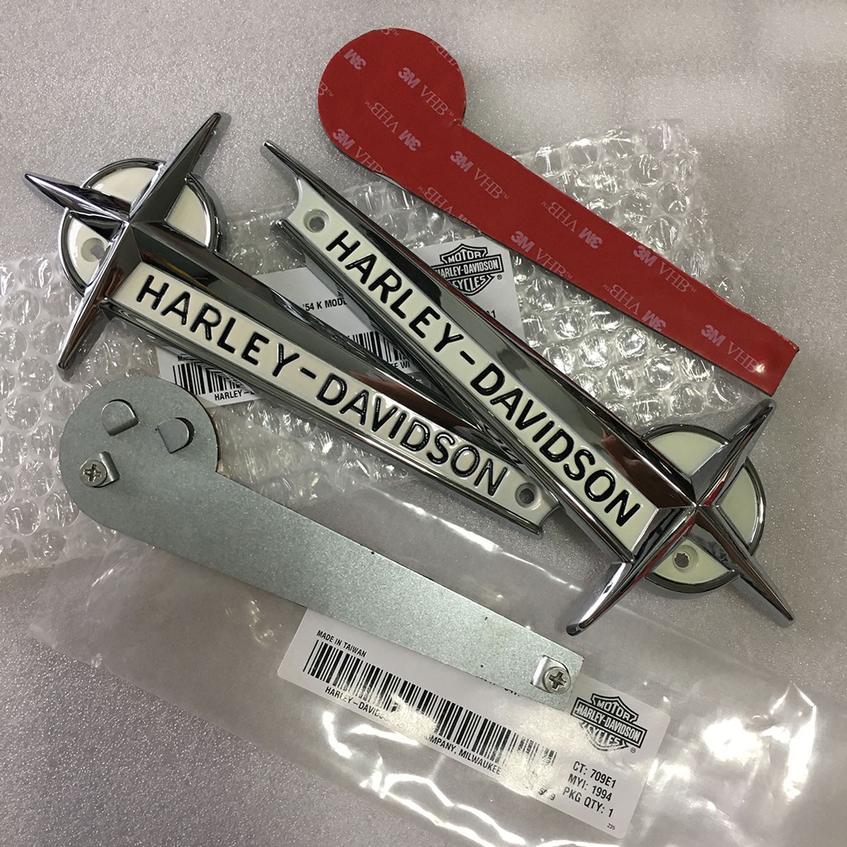 Genuine Harley Vintage Style Gas Fuel Tank Emblems Badges Touring Softail Dyna Genuine Harley Vintage Style Gas Fuel Tank Emblems Badges Touring Softail Dyna