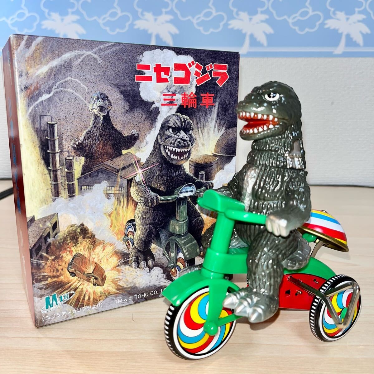 M1GO Fake Godzilla Tricycle Mechagodzilla M1GO GODZILLA Soft Vinyl Sofvi Figure