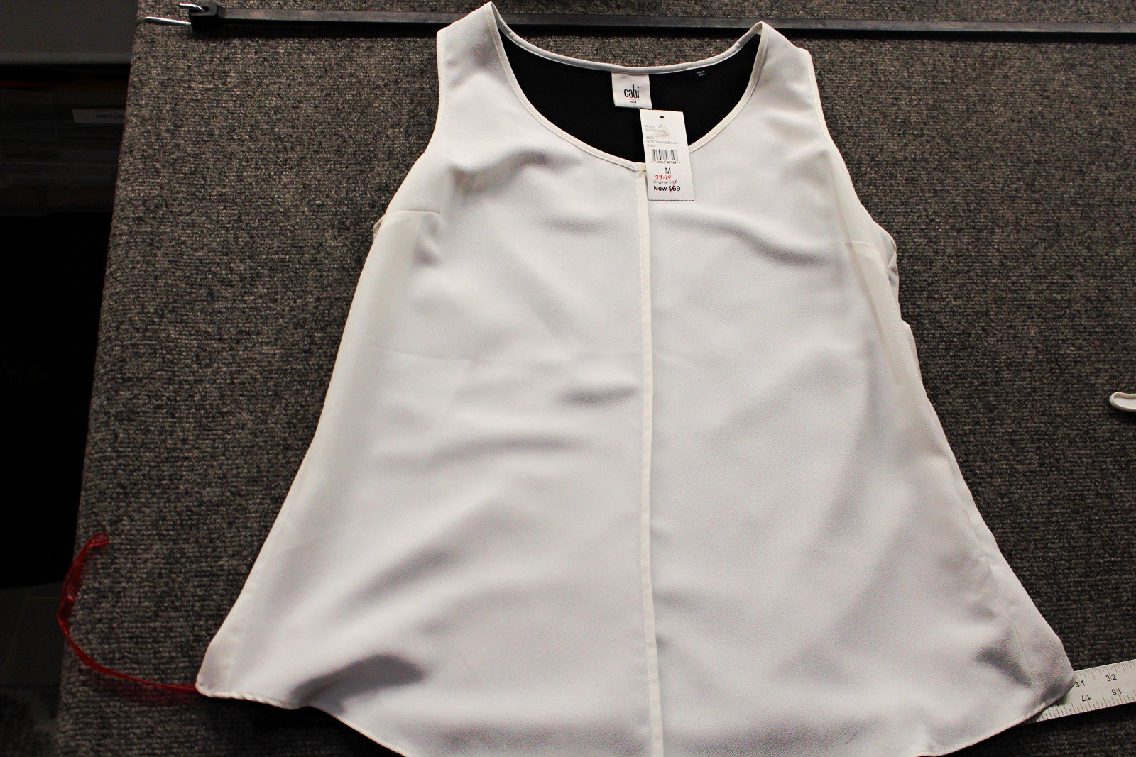 CAbi Women\'s Oreo Colorblock Sleeveless Woven Polyester Tank Blouse M 3076