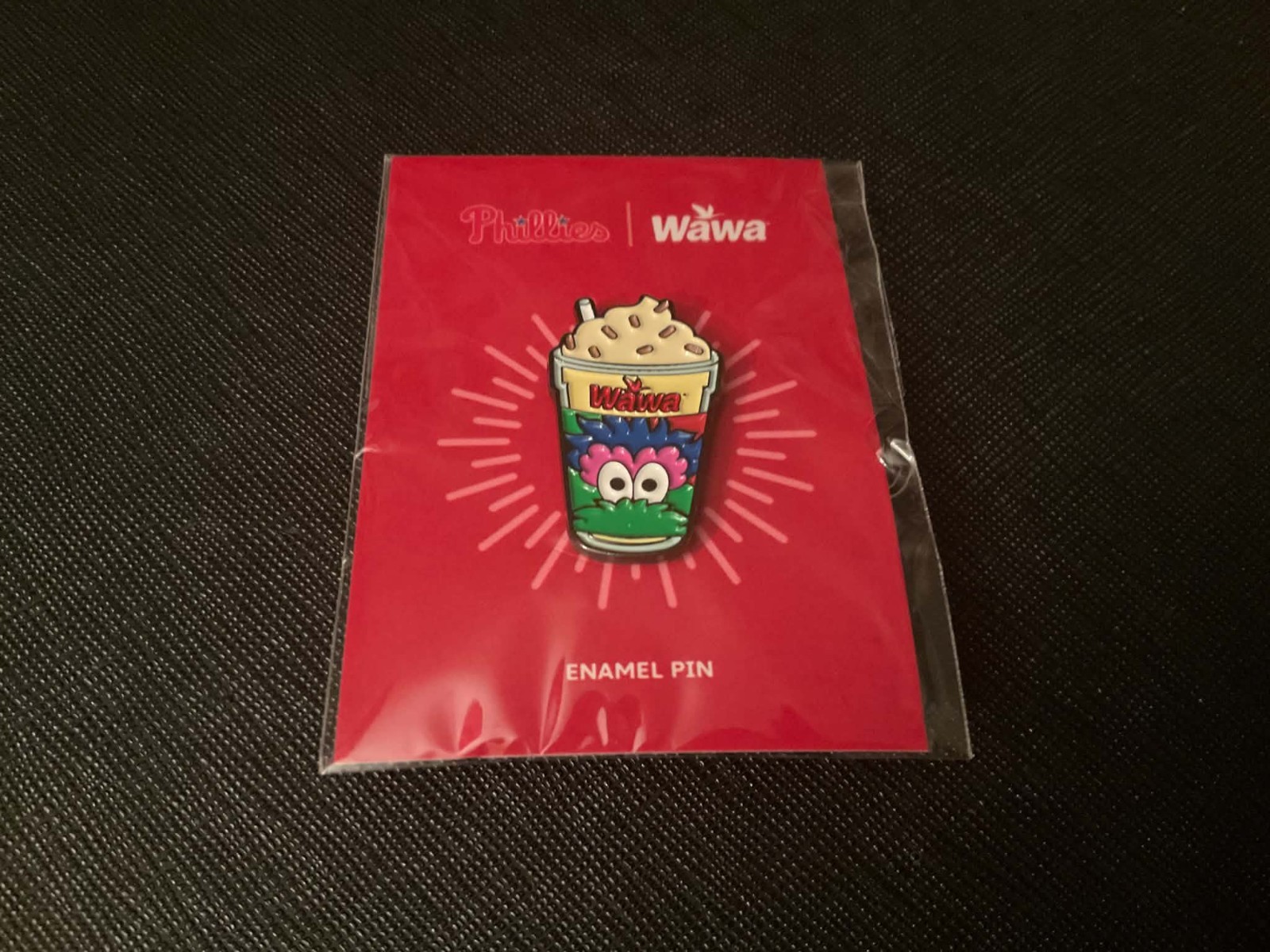 PHILLIES PHILLIE PHANATIC & WAWA CUP PIN UNIQUE/RARE NEW SGA PHILLIES PHILLIE PHANATIC & WAWA CUP PIN UNIQUE/RARE NEW SGA