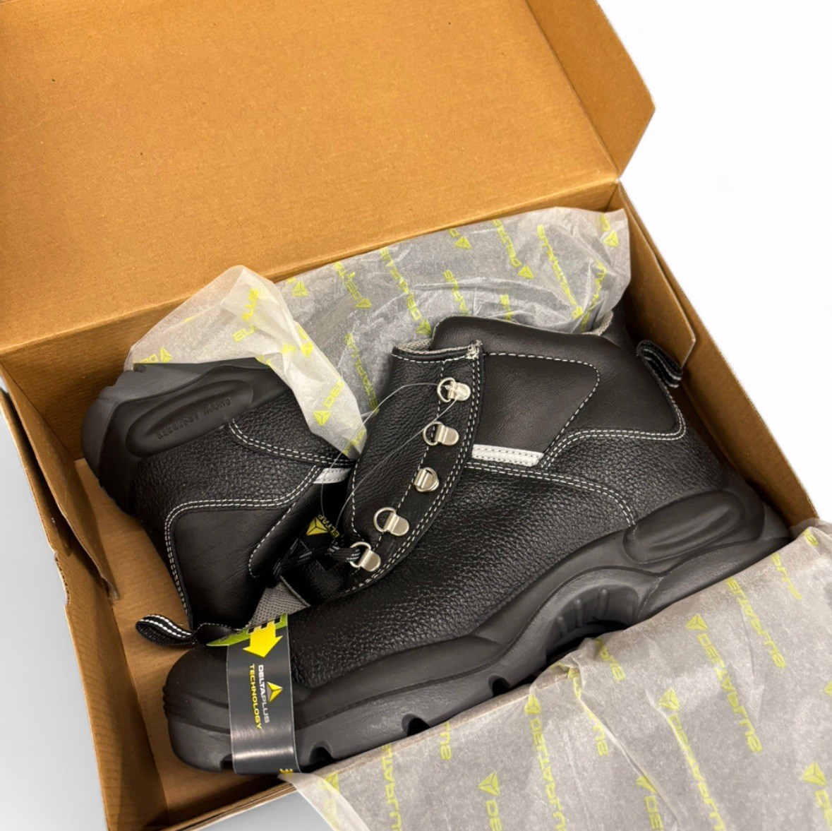 Delta Plus S3 Pigmented Split Leather Work Boots Metal Toe/Midsole Safety Sz 10 Delta Plus S3 Pigmented Split Leather Work Boots Metal Toe/Midsole Safety Sz 10