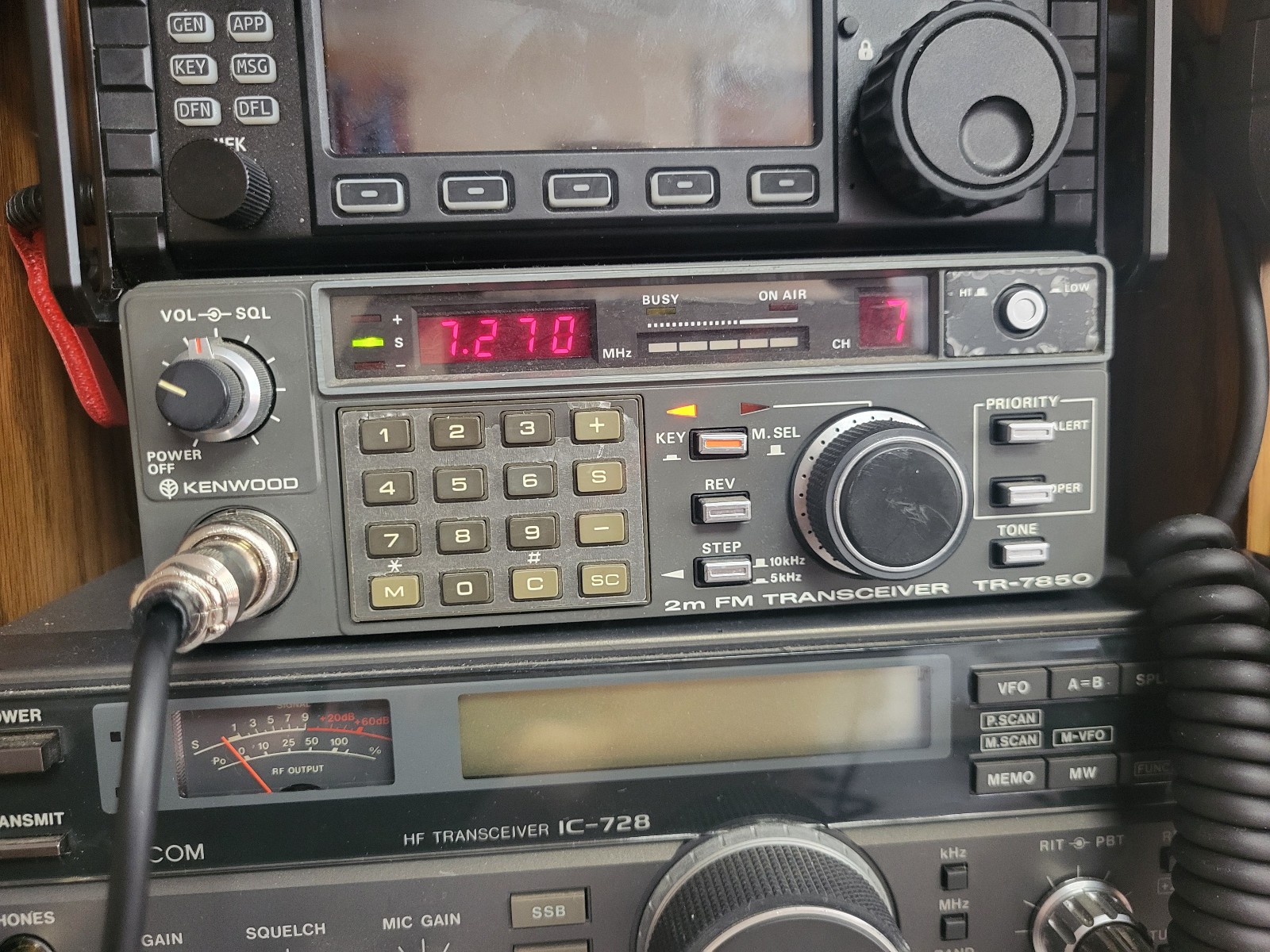 kenwood TR-7850 - Used but in working order. 2m Transciever - VINTAGE.