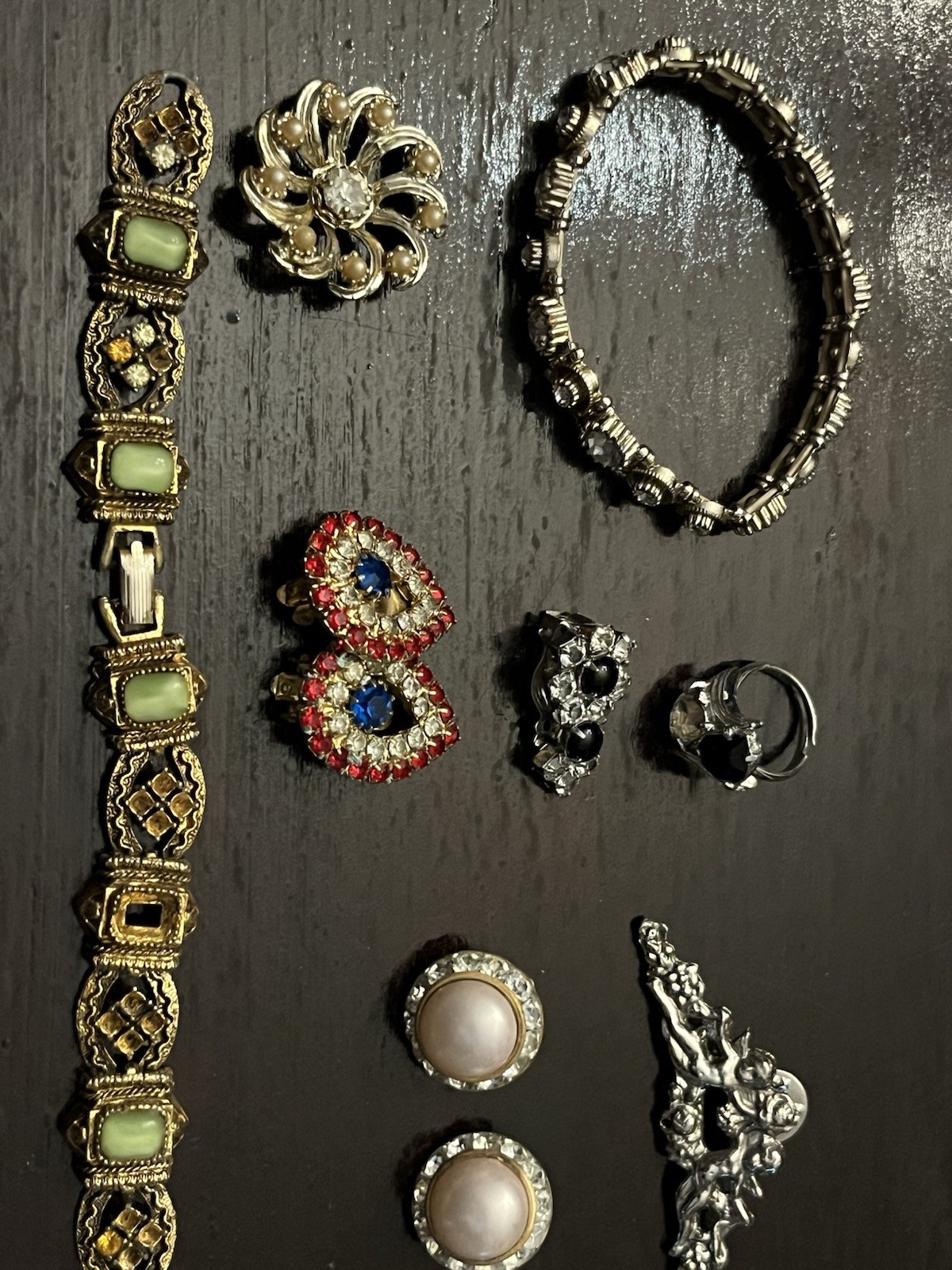 Vintage Costume Jewelry Mixed Lot 10pc Bracelet Earrings Ring Brooch Gold/Silver Vintage Costume Jewelry Mixed Lot 10pc Bracelet Earrings Ring Brooch Gold/Silver