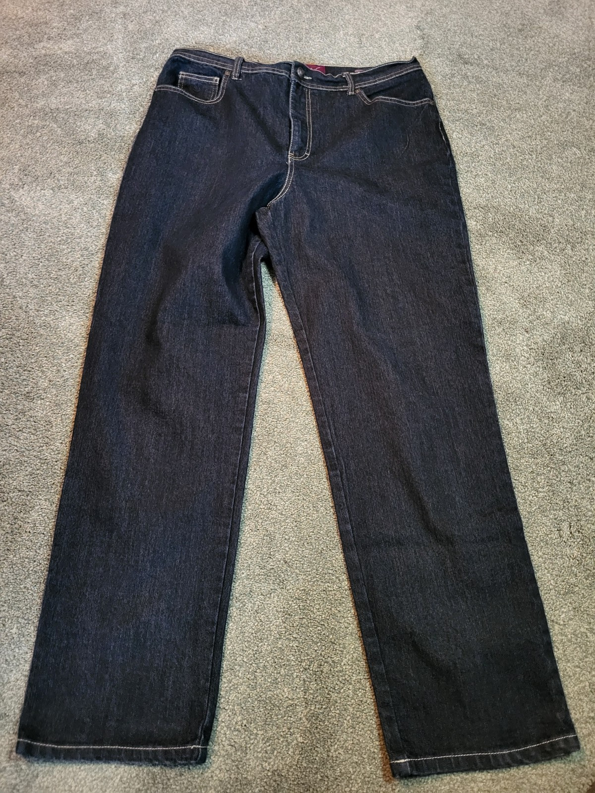 Women\'s Gloria Vanderbilt Amanda Straight Leg Dark Wash Stretch Jeans Size 16 M