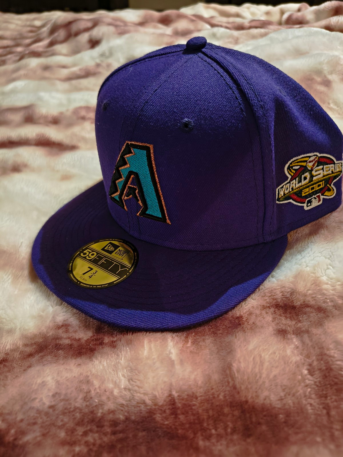 New Era 59FIFTY Arizona Diamondbacks Purple World Series Patch Fitted 7 3/4