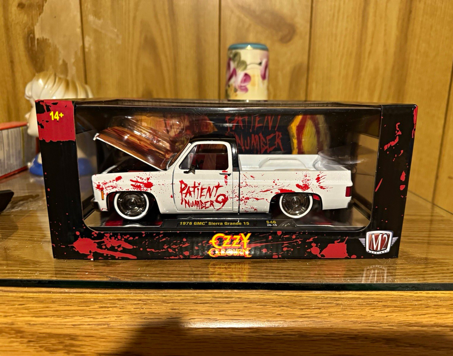 M2 Machines Ozzy Osbourne 1:24 1976 GMC up Sierra Grande 15 Diecast CHASE /750