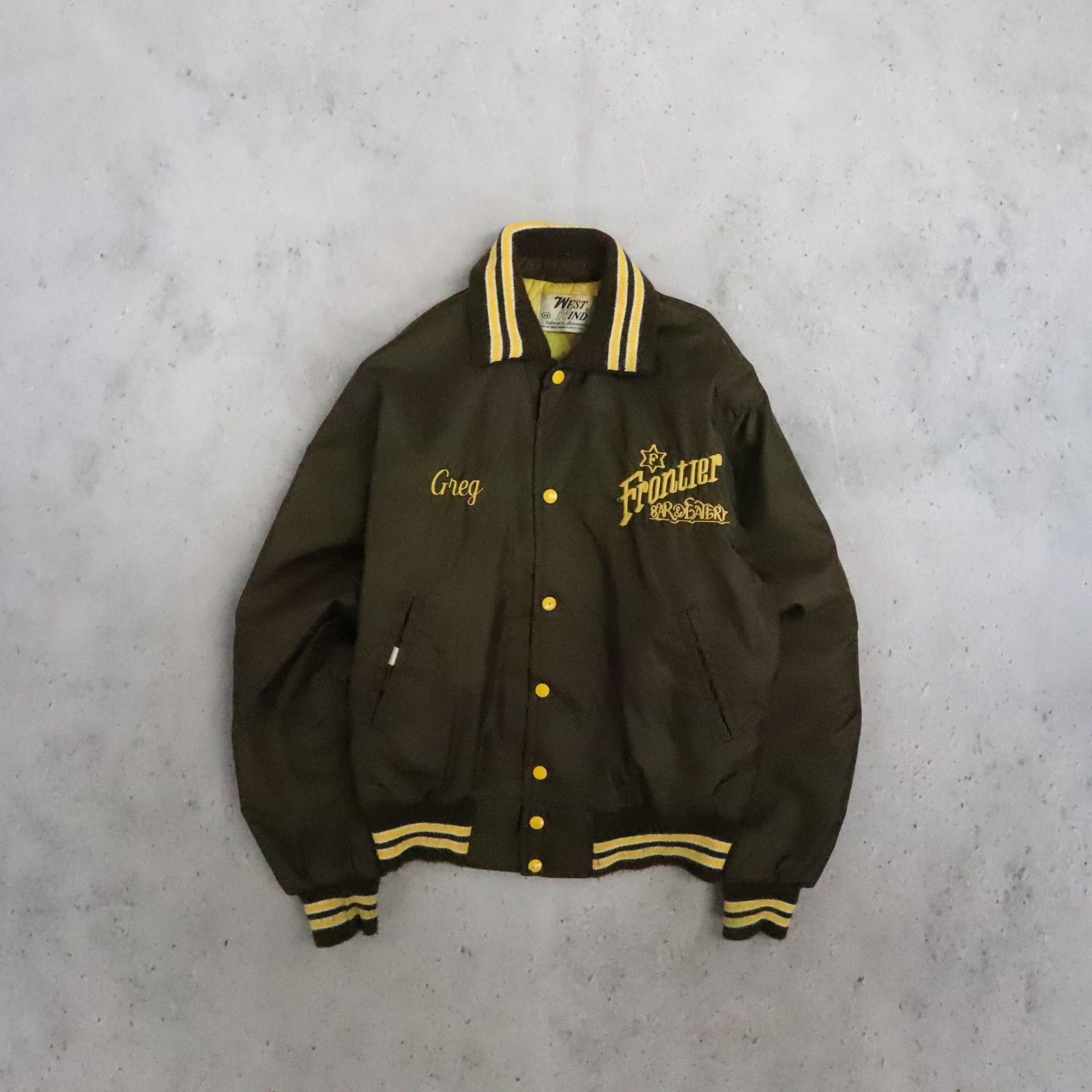 Vintage Frontier Bar & Eatery Bomber Jacket Size Medium