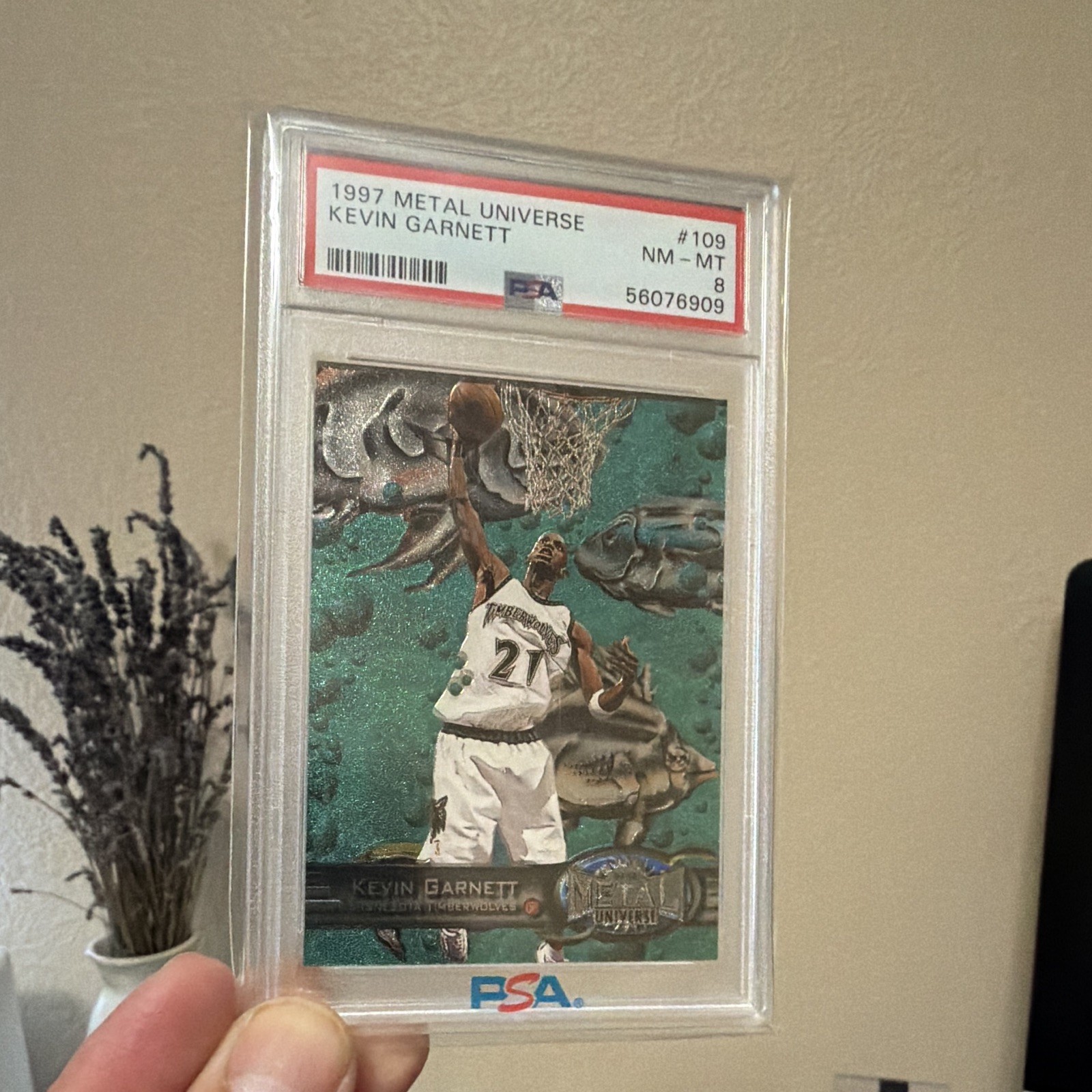 SkyBox 1997-98 Metal Universe Kevin Garnett #109 PSA 8 Timberwolves NBA