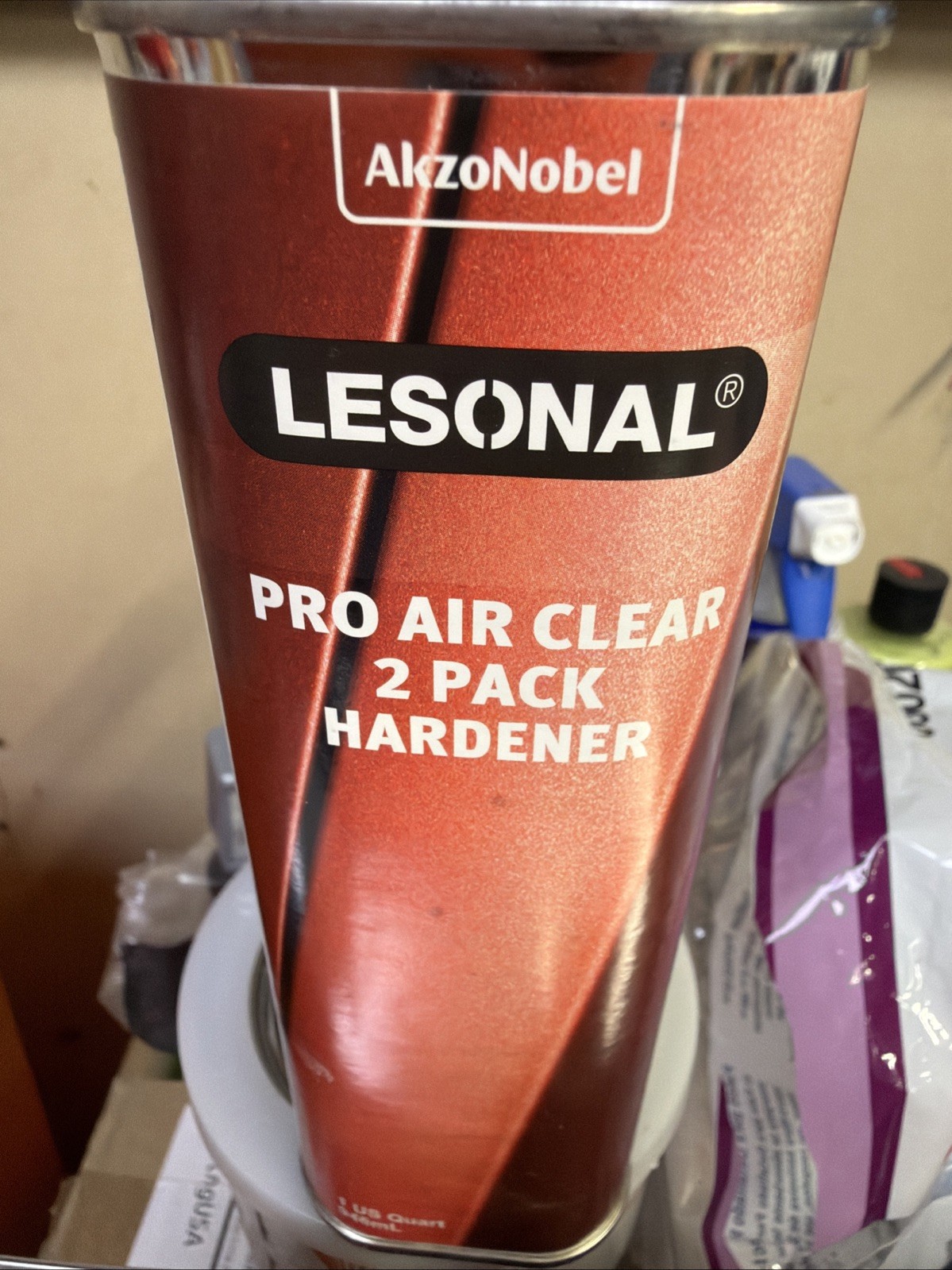 AkzoNobel Lesonal Pro Air Clear 2 Pack Hardener, 1 Quart, Item # 539540 AkzoNobel Lesonal Pro Air Clear 2 Pack Hardener, 1 Quart, Item # 539540
