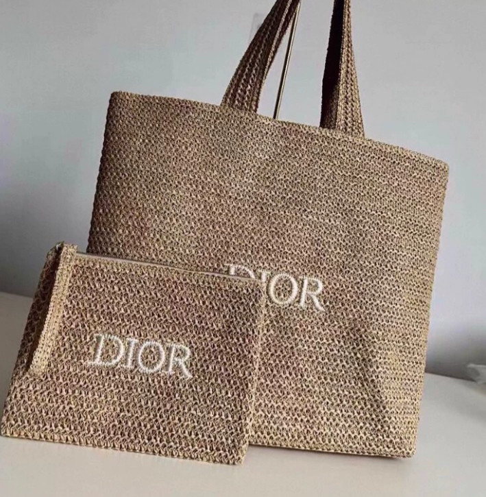 Beige Straw Woven Beach Tote Bag with Makeup Pouch Casual Travel Handbag