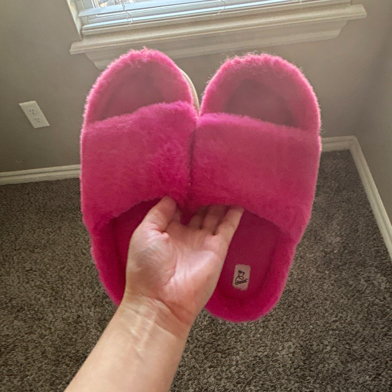 art class Women\'s Pink Faux Fur Fluffy Open Toe Slide Slip-On Slippers 7