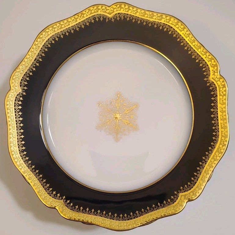 Wm Guerin Limoges GUE34 Set of 12 Luncheon Plates Cobalt Gold Antique France