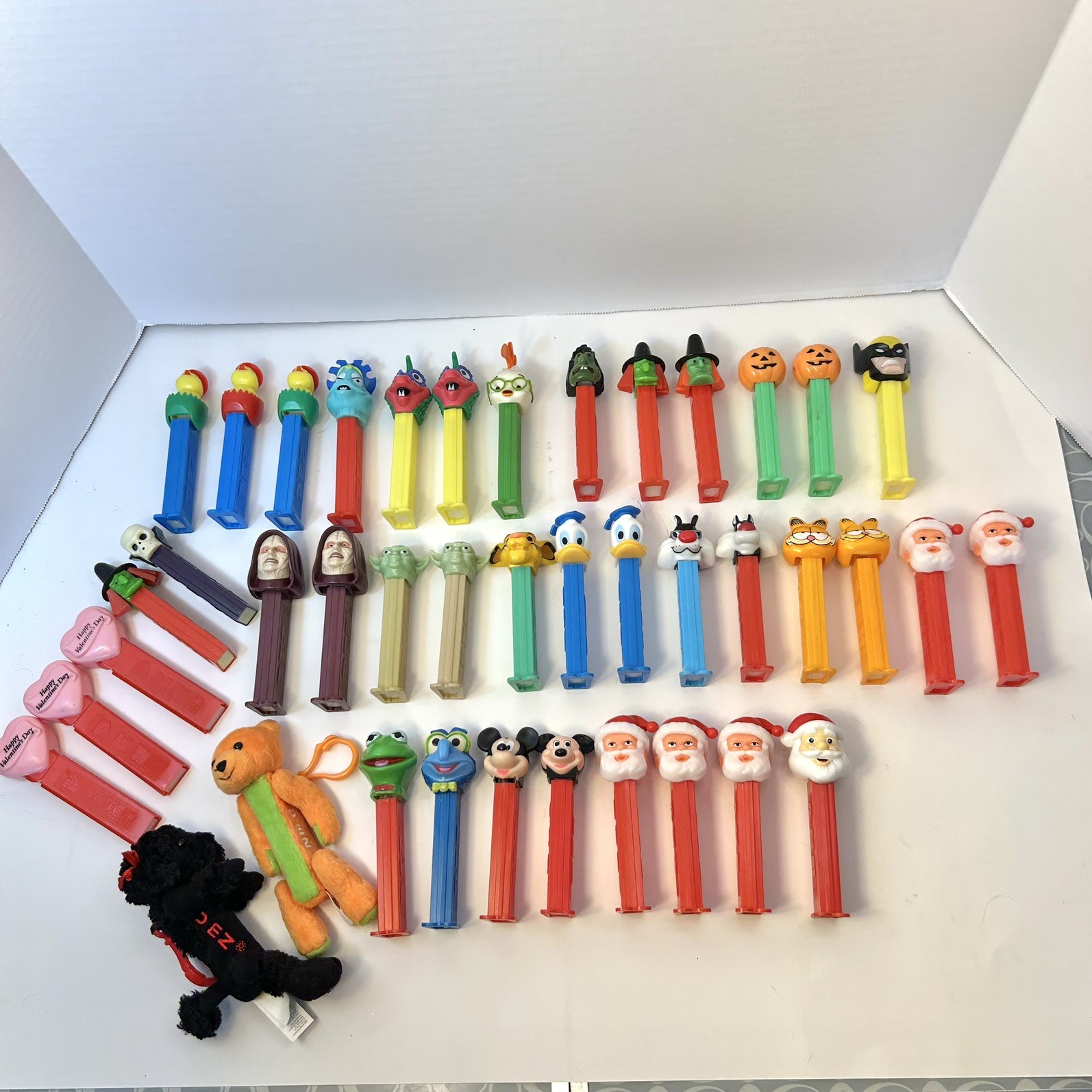 Lot Of 41 Vintage PEZ Dispensers-Disney DC Marvel Muppets Halloween 90s Rare Lot Of 41 Vintage PEZ Dispensers-Disney DC Marvel Muppets Halloween 90s Rare