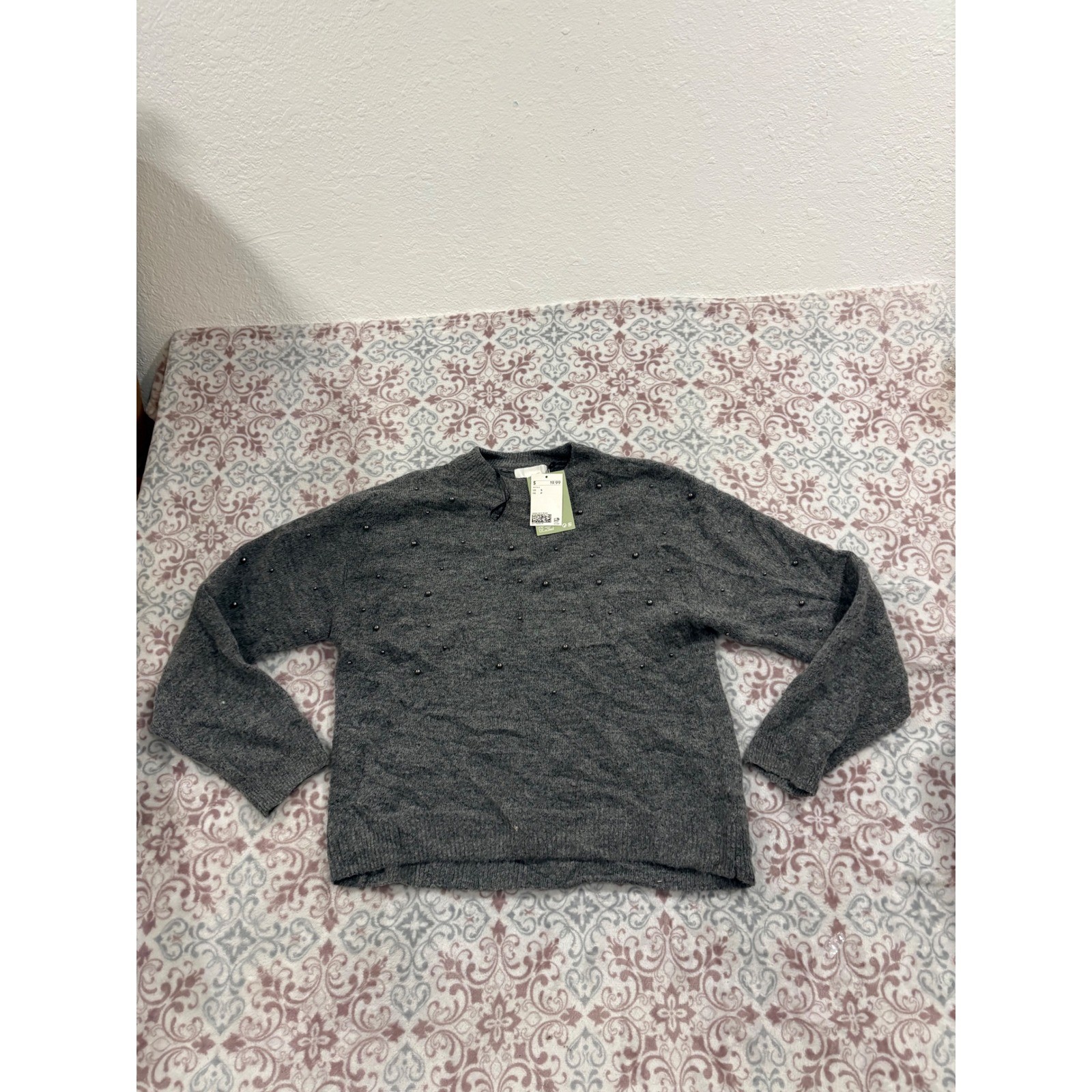 H&M Gray Beaded Knit Sweater Womens Small New Faux Pearl Embellished Pullover