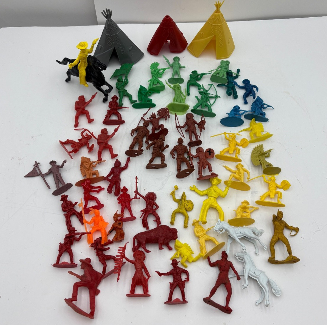 Western Cowboys and Indians 2inch Tall Plastic Figures Lot Toys - Vintage Western Cowboys and Indians 2inch Tall Plastic Figures Lot Toys - Vintage