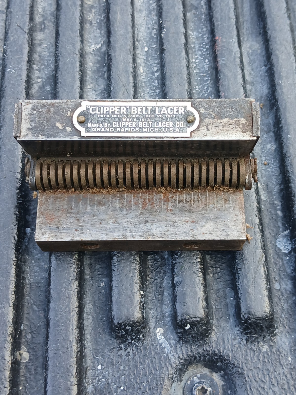 Antique Clipper Belt Lacer Tool 1913 Grand Rapids Michigan Antique Clipper Belt Lacer Tool 1913 Grand Rapids Michigan