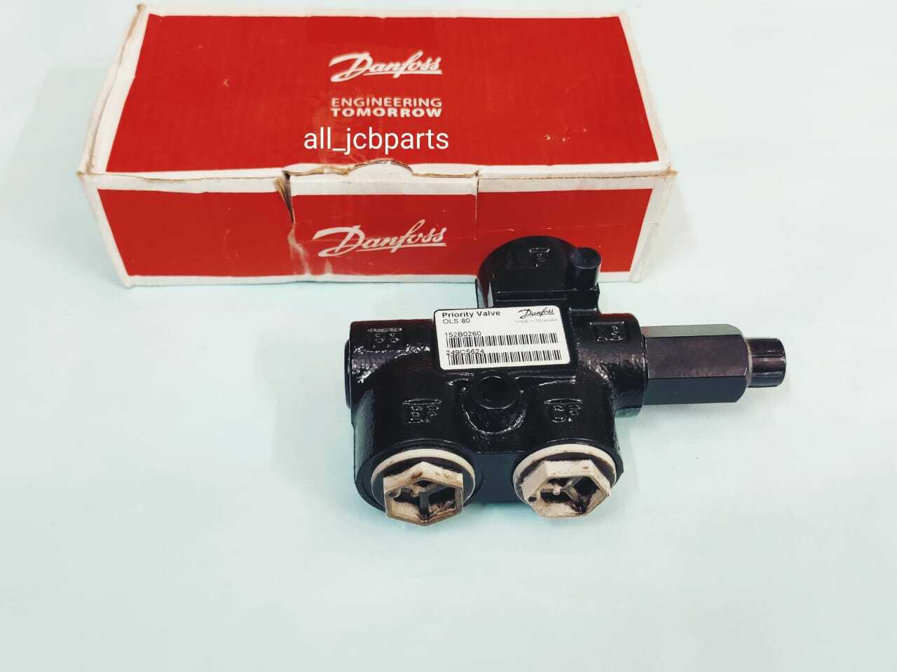 JCB Genuine Danfoss Priority Valve Steering (Part 35/412100 35/410600 35/411900) JCB Genuine Danfoss Priority Valve Steering (Part 35/412100 35/410600 35/411900)