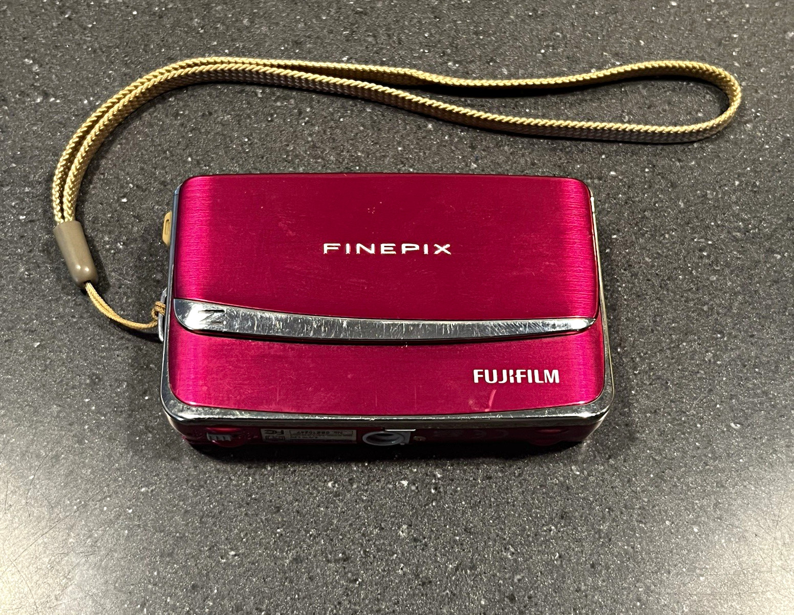 Fujifilm FinePix Z70 12MP Pink Compact Digital Camera 5x Zoom 2.7