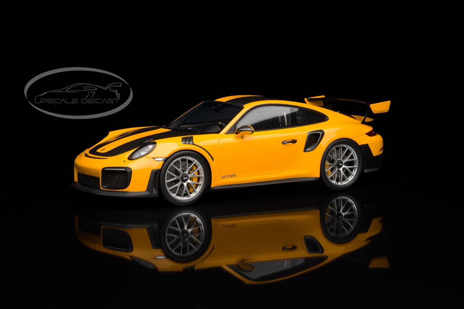 Spark 1/18 Porsche 911 991 GT2 RS Weissach PTS Signal Yellow 1/100 Exclusive NEW