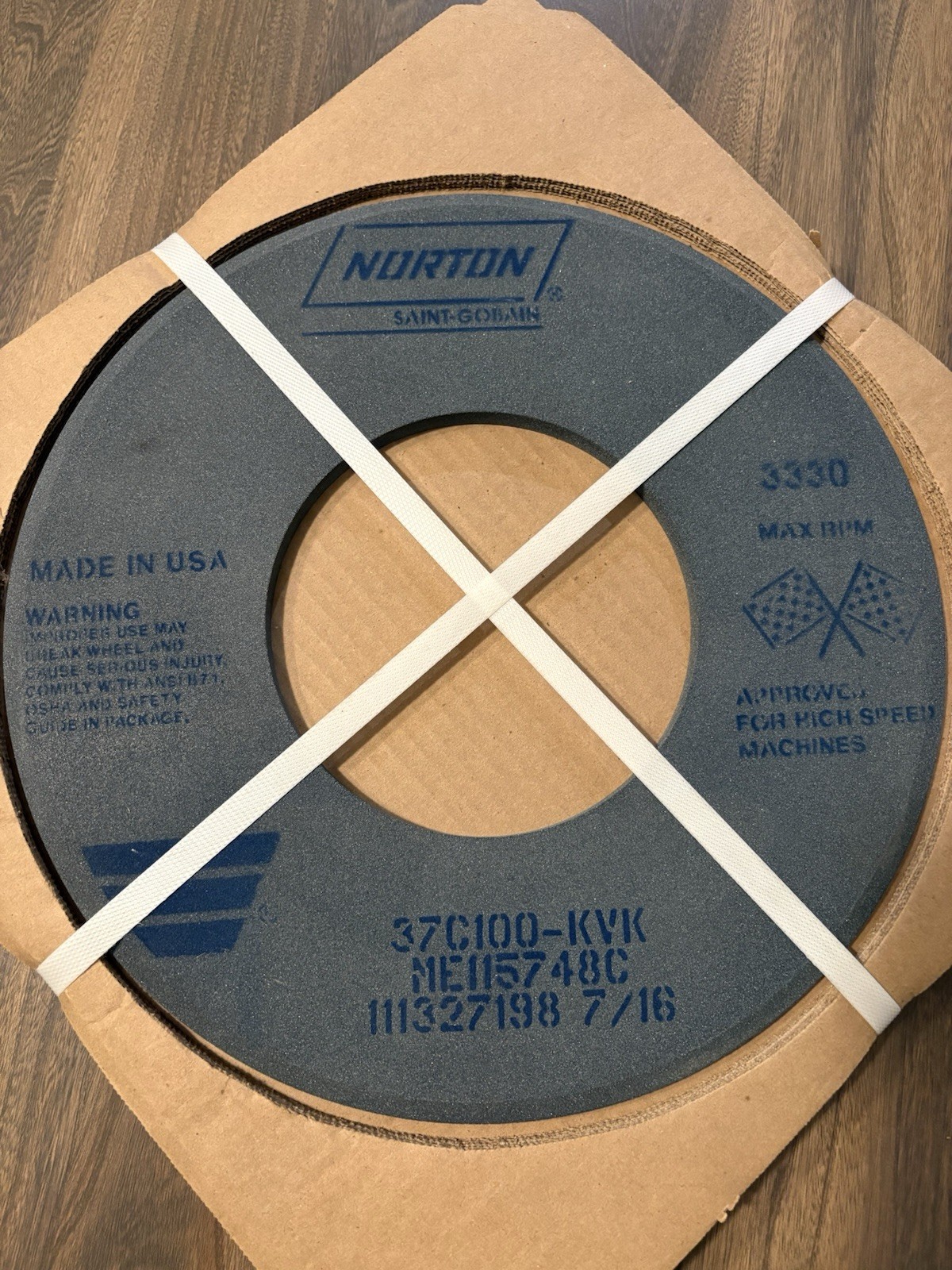 Norton Grinding Dressing Wheel 37C100-KVK 7/16 14”dia x 6.25” hole x 1/2” Thick