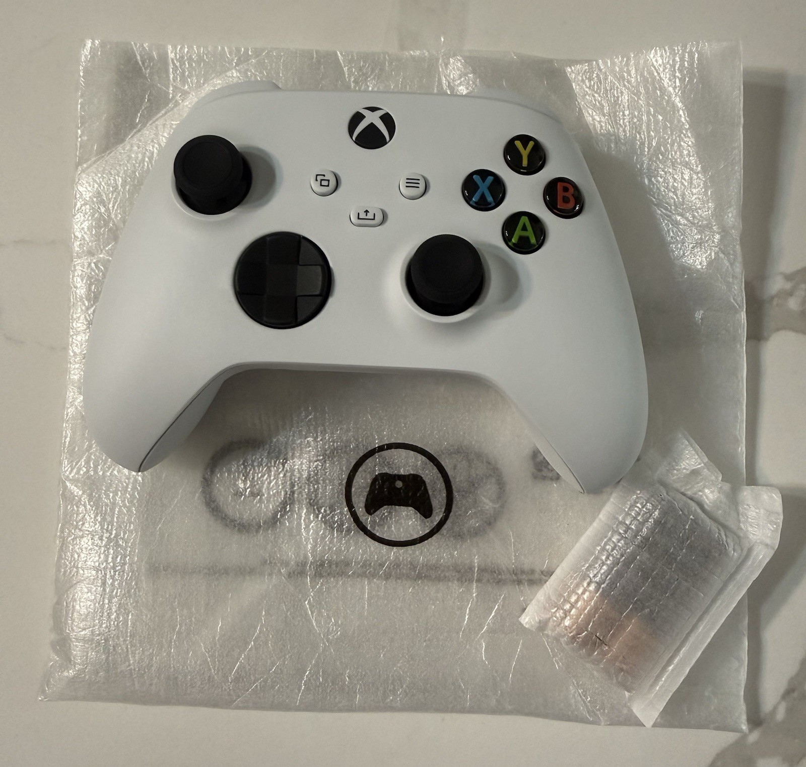 Microsoft EP2-29919 Xbox Series X/S, One Wireless Controller, Robot White Microsoft EP2-29919 Xbox Series X/S, One Wireless Controller, Robot White