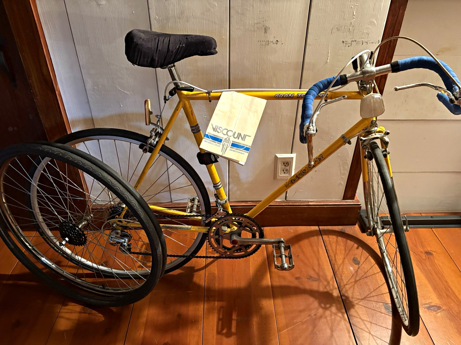 Viscount Vintage 1970 Yellow Road Bike 54cm Frame 27in Wheels w/ Manual