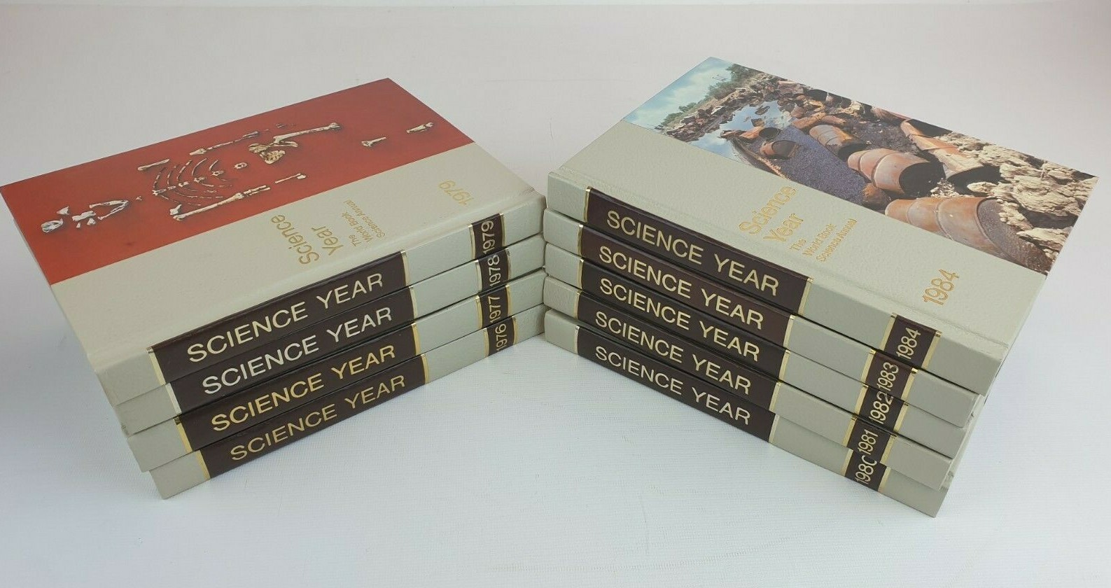 Vintage World Book Science Year Annual 1976-1984 Encyclopedias History Reference