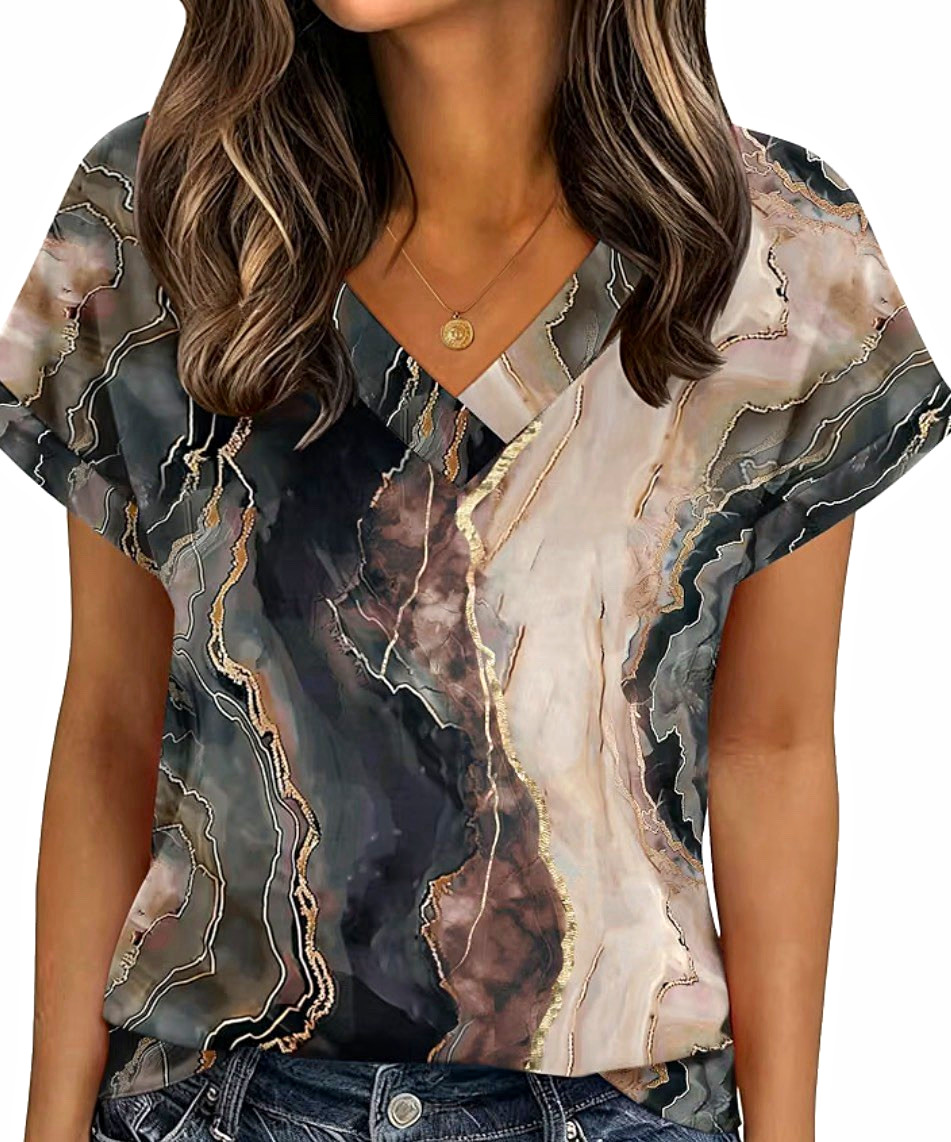 Women’s Plus 2XL V-Neck Short Sleeve Abstract Multicolor Pullover Blouse Women’s Plus 2XL V-Neck Short Sleeve Abstract Multicolor Pullover Blouse