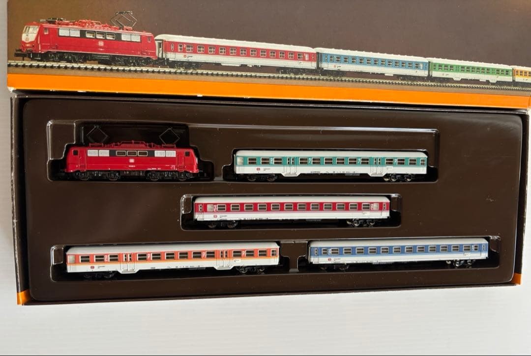 Marklin Marklin 8111 BR111 x demonstration passenger car set #98ee0c