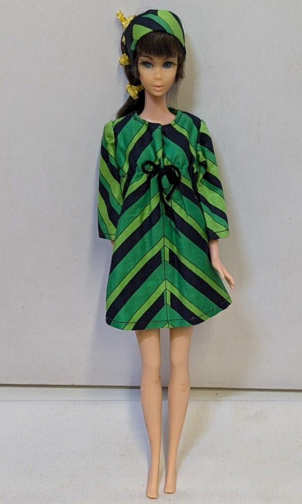 Vintage Mattel Mod Talking Barbie Doll Brunette