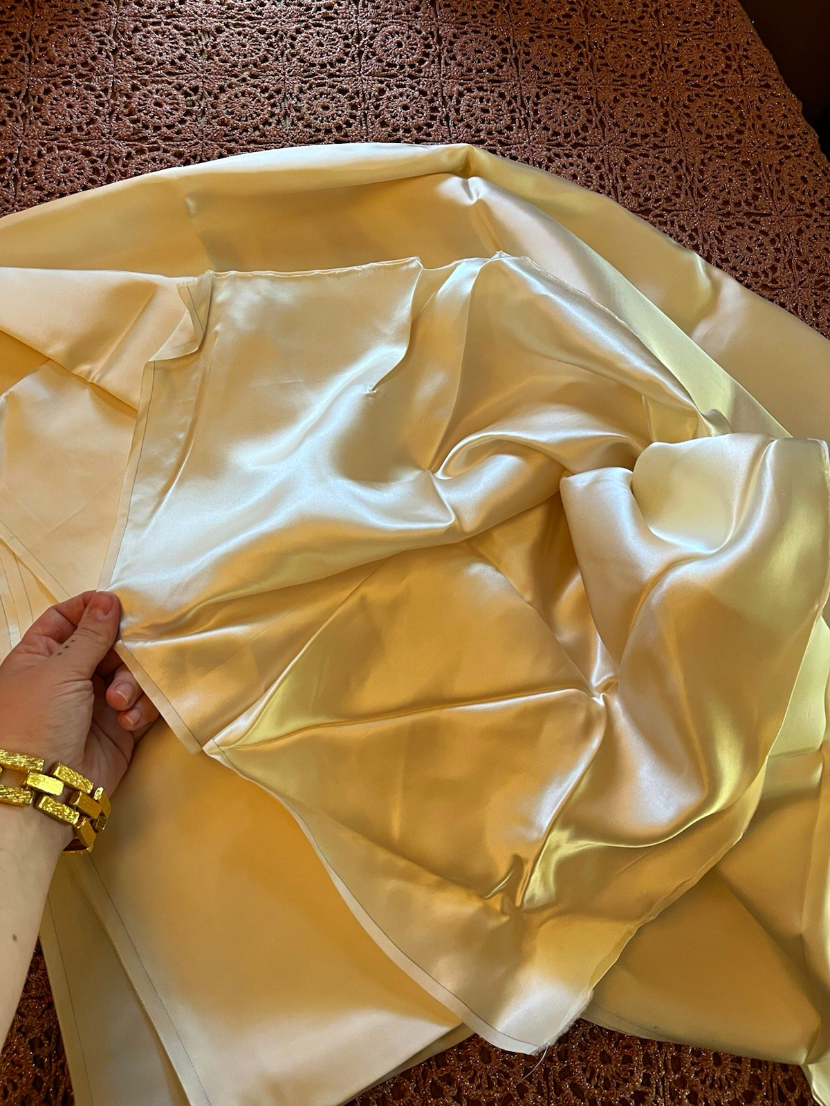 5 Yards of Vintage Deadstock Cold Rayon Silk Fabric 28.5 inches wide 5 Yards of Vintage Deadstock Cold Rayon Silk Fabric 28.5 inches wide